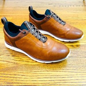 Johnston & Murphy XC4 Sheepskin Leather 10.5M Shoe